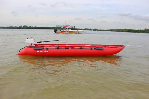 15' Saturn KaBoat SK470 - Red - On the Water